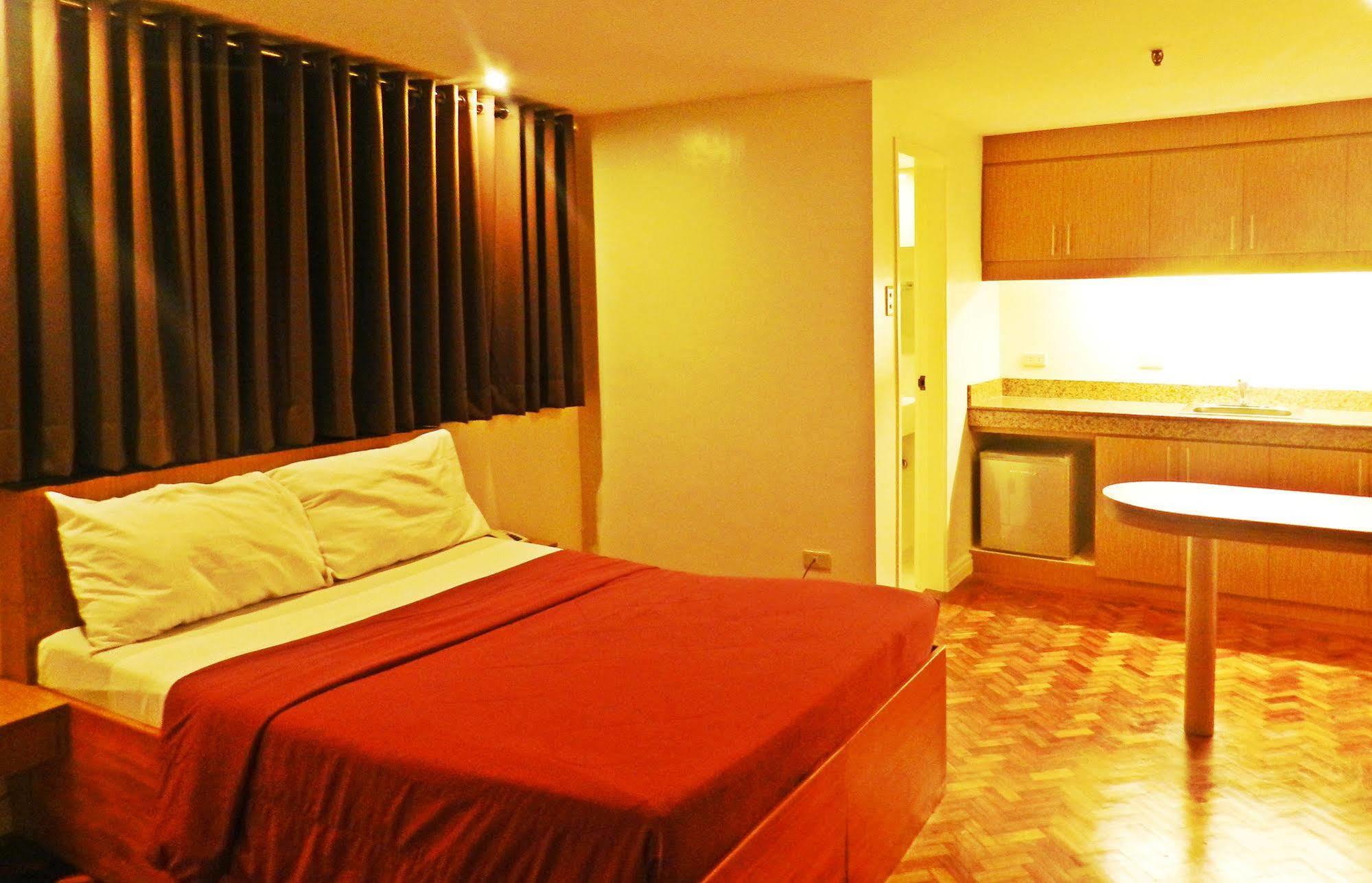 Salcedo Suites Makati City Eksteriør bilde